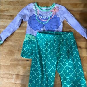 Disney Aeriel pjs size 4T